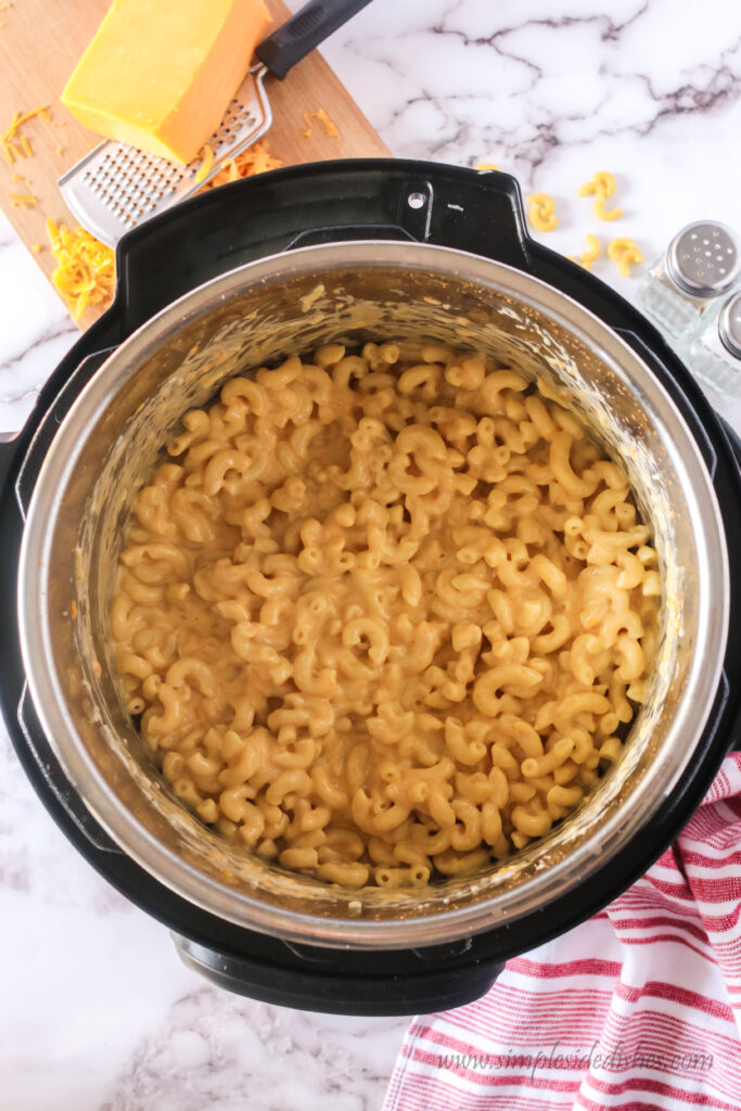 Macaroni is all mixed up and ready to serve. Still in instant pot.