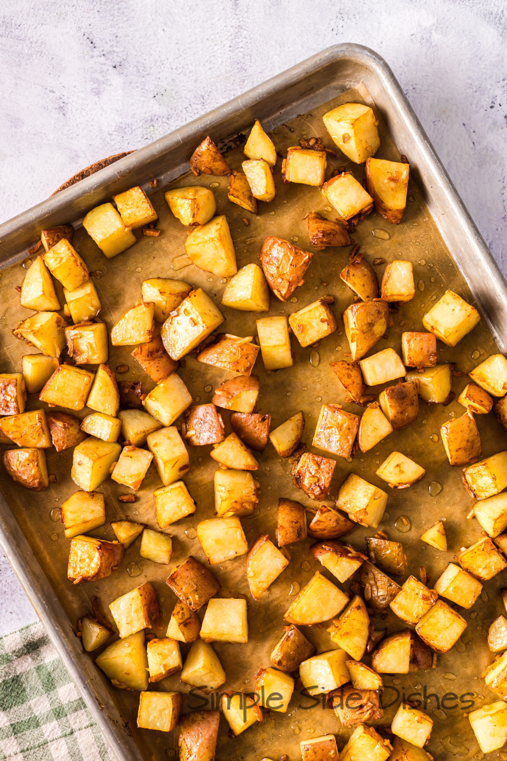 Roasted Potatoes with Onion Soup Mix - simplesidedishes.com